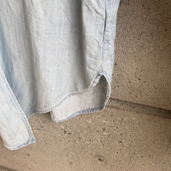 Gap Chambray Tie Front Button Up Shirt - Picture 8 of 9